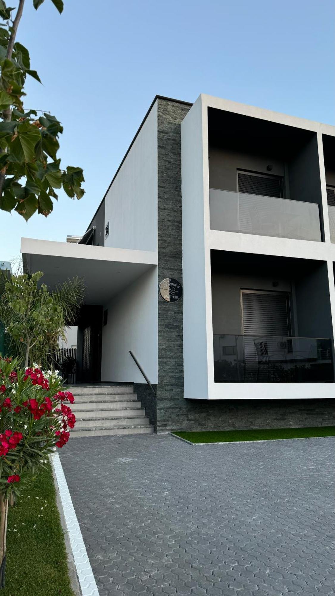 Kevin'S Aparthotel Vlorë 外观 照片